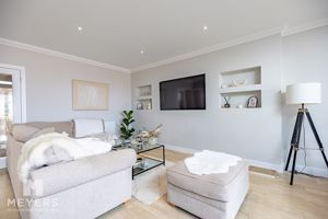 Photo 16- click for photo gallery